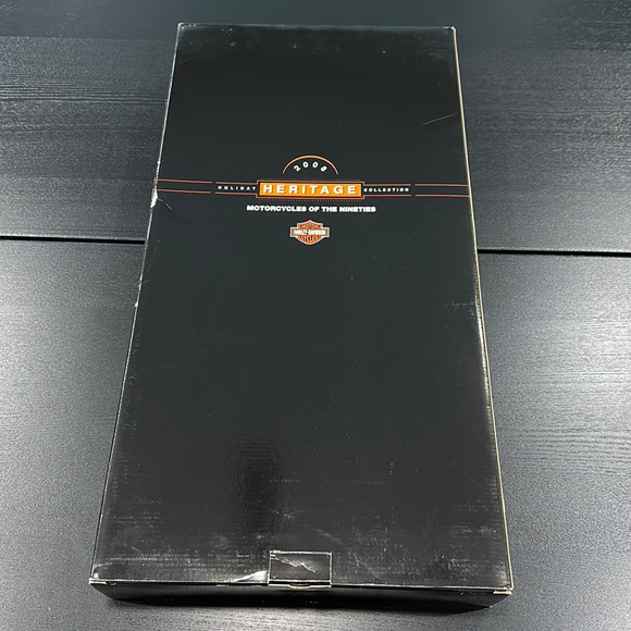 Harley-Davidson Pewter Motorcycle Framed Set - Picture 8 of 11